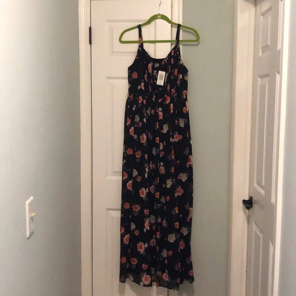 Torrid Floral Maxi Dress-BNWT-Size 1 - 14/16